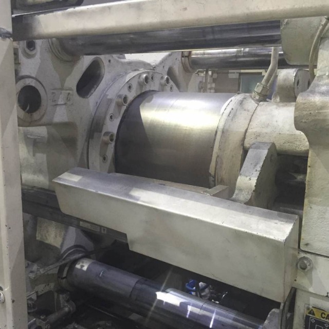 注塑调机技巧： 先慢后快射胶法