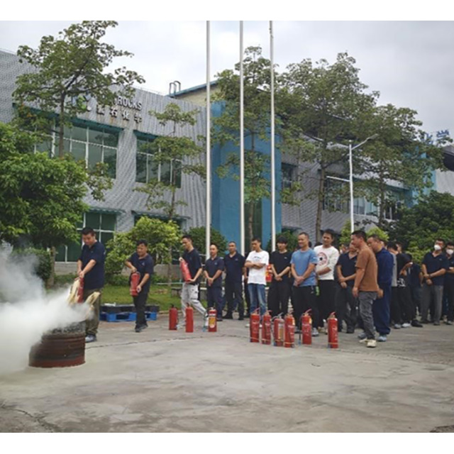 letou官网化学 2024 年消防演练纪实