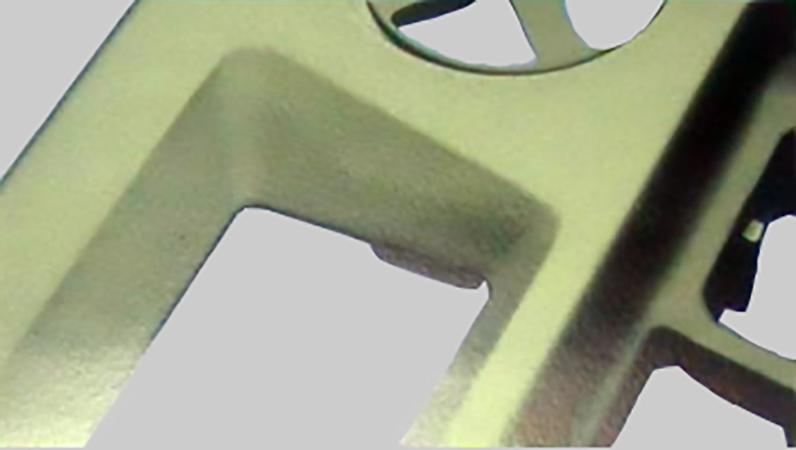 304-光泽差别：因厚薄胶位差别大